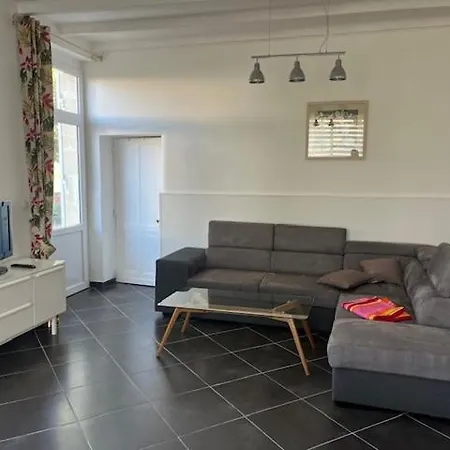 Daire Le Chai De Montaigne